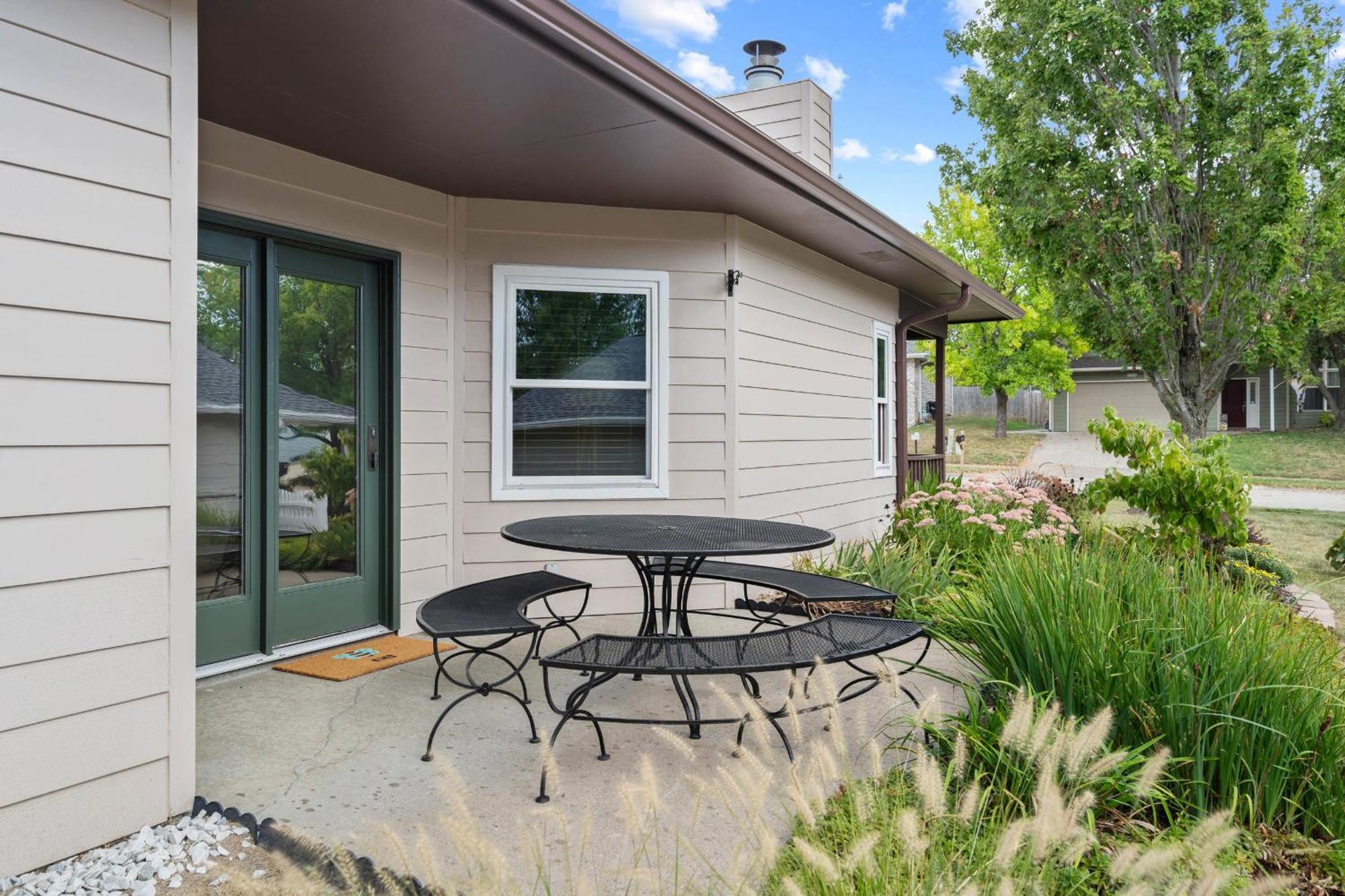 1 5 Miles To Mizzou ~ Spacious & Updated Home~ Columbia Ngoại thất bức ảnh