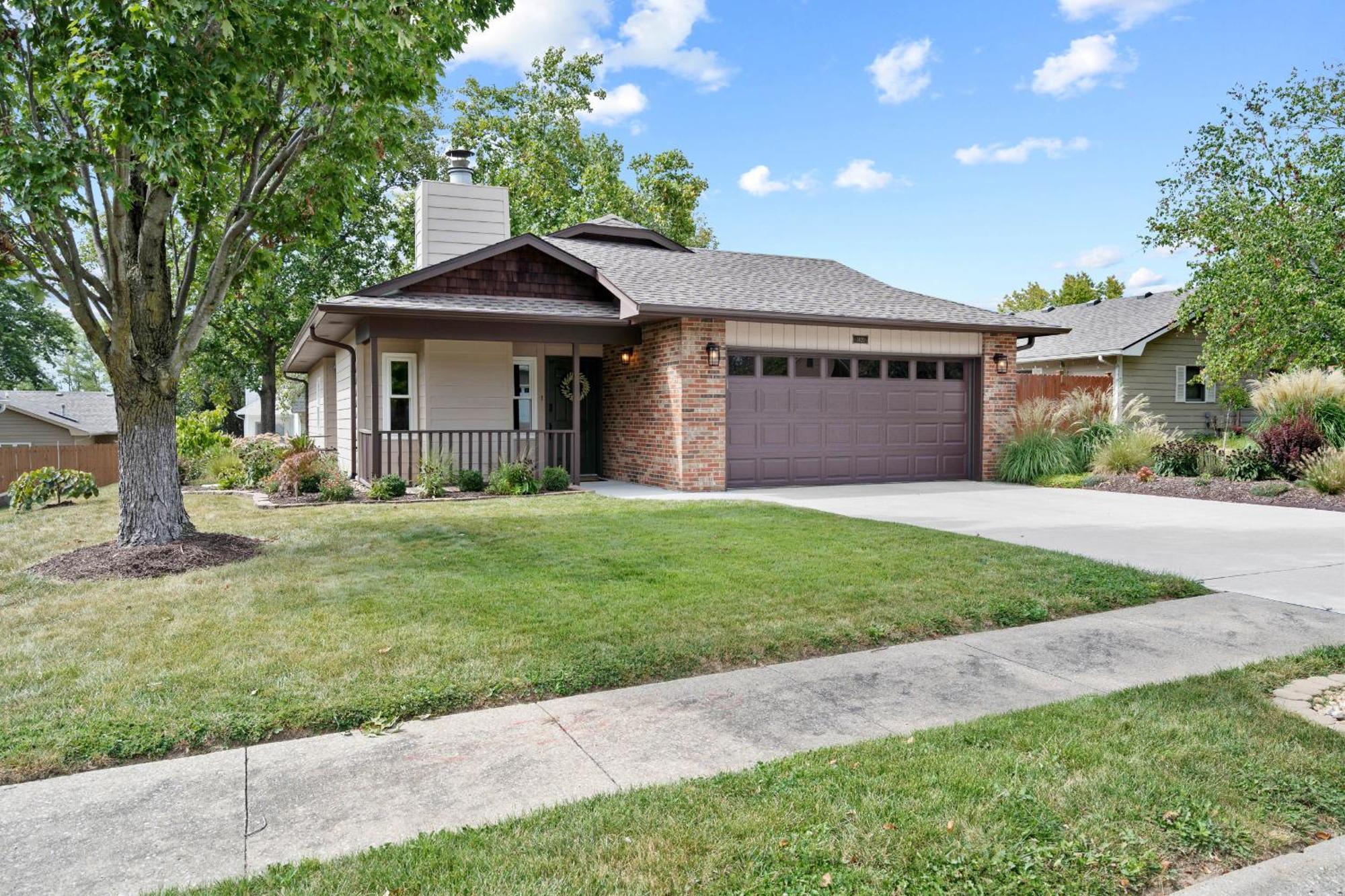 1 5 Miles To Mizzou ~ Spacious & Updated Home~ Columbia Ngoại thất bức ảnh